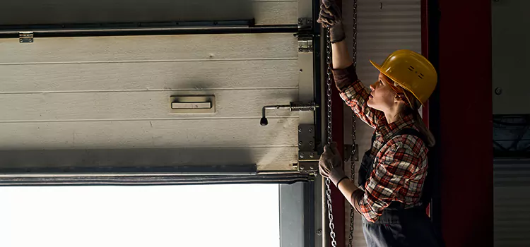 Addressing Common Garage Door Stoppage Issues in Conroe, TX